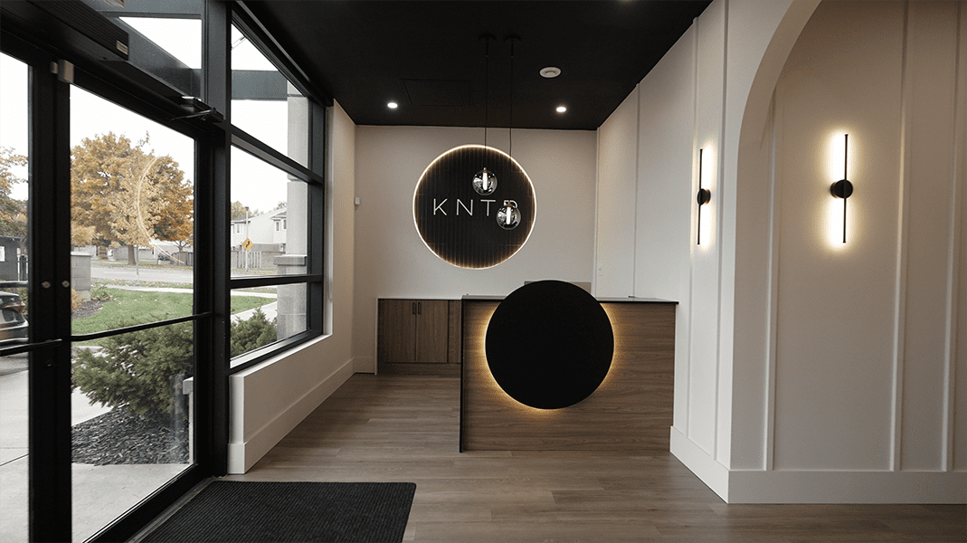 Modern, comfortable waiting area at Kontour Medical Aesthetics in London, Ontario, designed to provide a soothing experience before aesthetic procedures.
